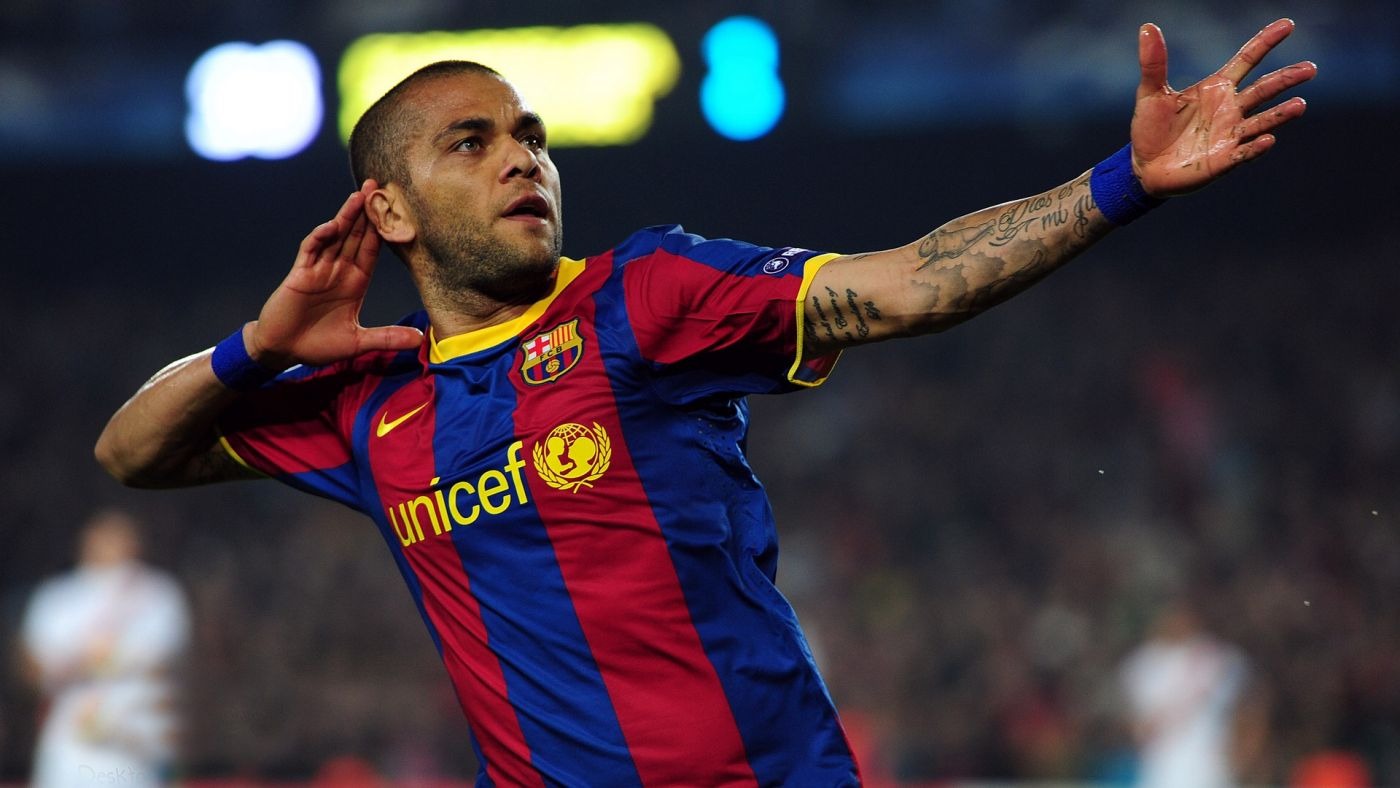 詹皇轰31+9+10！背靠背打爆新鹰王，东契奇27+7失误，湖人5人16+