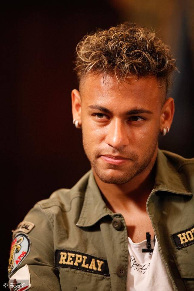 他又快又壮 他又快又壮